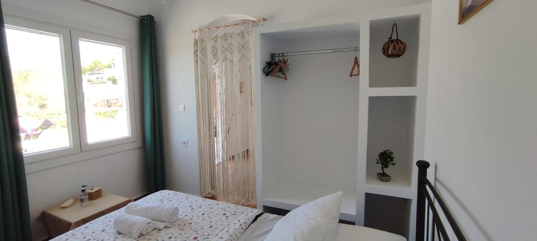 White Lotus Seaside Studio Кинион Экстерьер фото